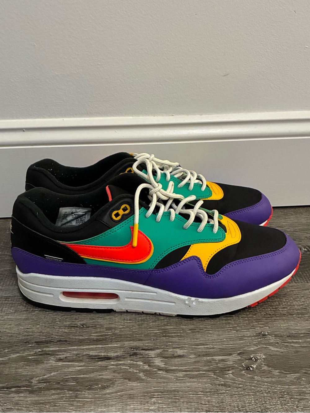 Nike Air Max 1 SE Mens Windbreaker Retro Colorblock Teal Purple Flash Cremson 11